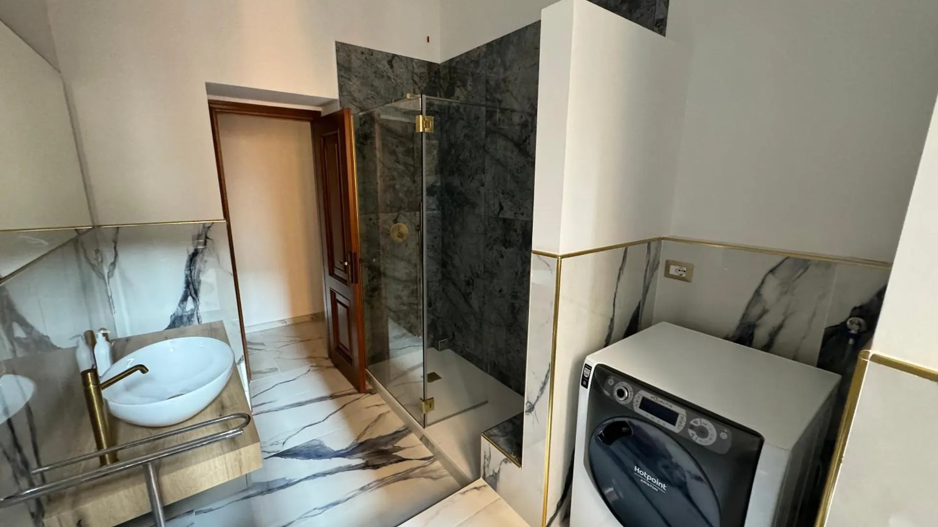 Suite Boutique Moscova Milan Guest house