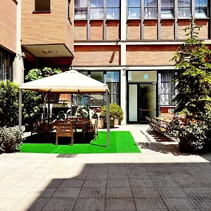 Hostel Mio, Milan
